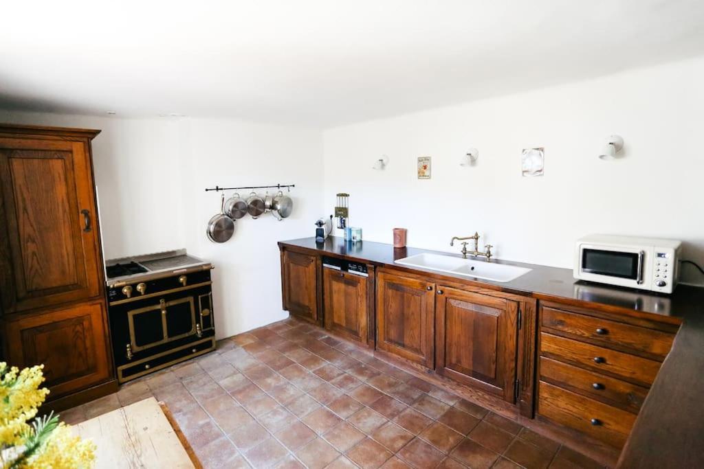 Valbonne Village House With Ac & Sunny Roof Terrace المظهر الخارجي الصورة